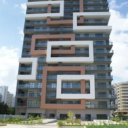 Turisticos Rocha Tower 9 * 波尔蒂芒