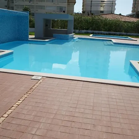 아파트 Turisticos Rocha Tower 9 *