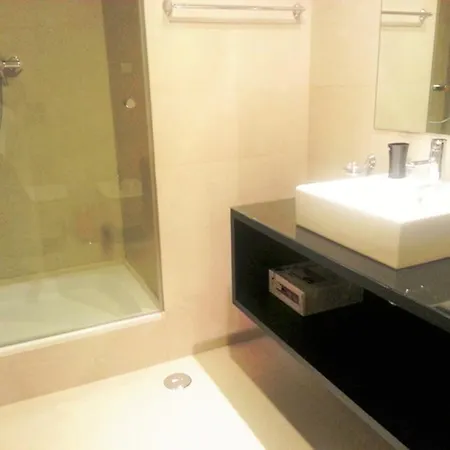 아파트 Turisticos Rocha Tower 9 *